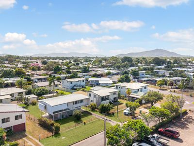 5 Poinciana Street, Cranbrook