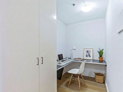 7002 / 7 Parkland Blvd, Brisbane City