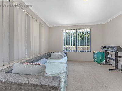 14 La Manche Ave, Port Kennedy