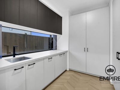 45 Stonefox Circuit, Clyde North