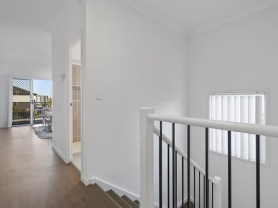 38 Santiago Crescent, Spring Mountain
