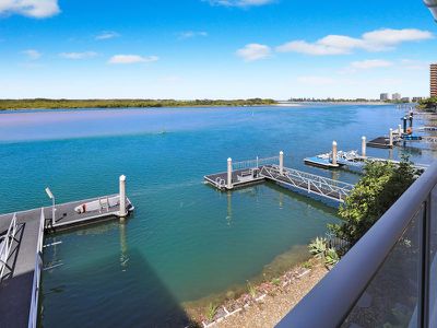96 Duporth Avenue, Maroochydore