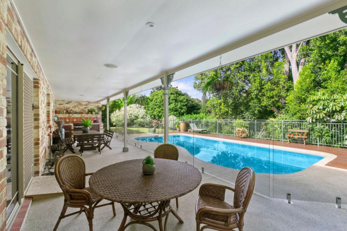 35 Nerang River Drive, Nerang