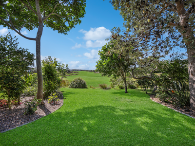 8 Huntingdale Drive, Magenta