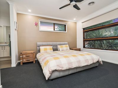 2 Halycon Bend, Beveridge