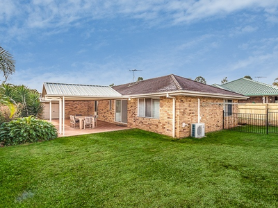 8 Burnett Dr, Murrumba Downs