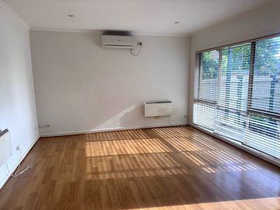 2 / 164 Aitken Street, Williamstown