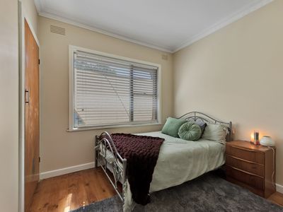 99 Swan Street, Wangaratta
