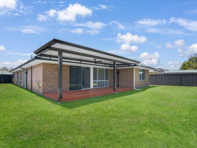 33 Birch Drive, Hamlyn Terrace