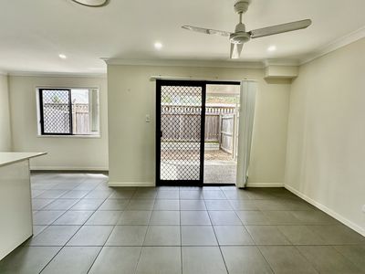 5 / 3 Broadleaf Pde, Redbank