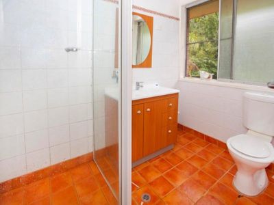 13 Chislehurst  Ave, Figtree