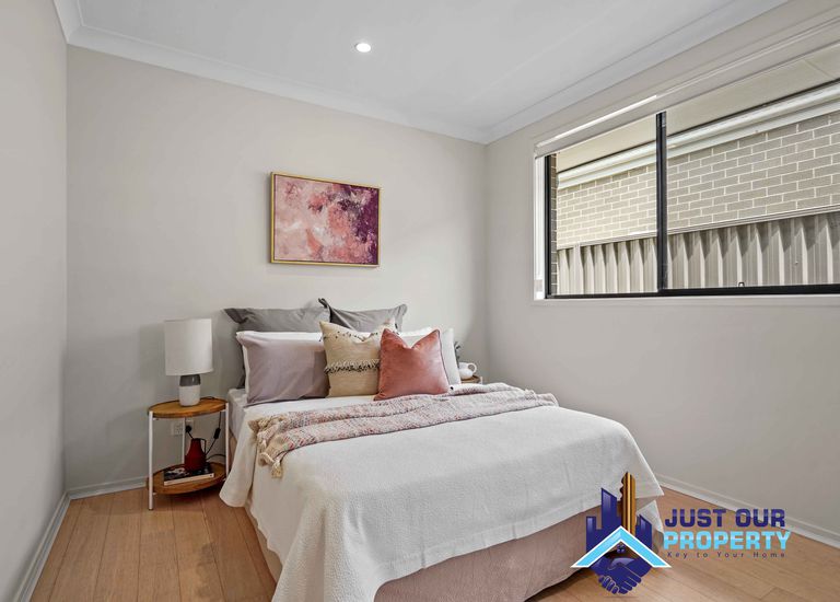 39 Cain Ave, Gregory Hills