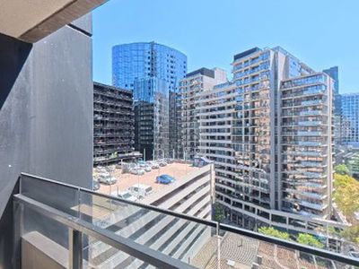 813N / 229 Toorak Road, South Yarra