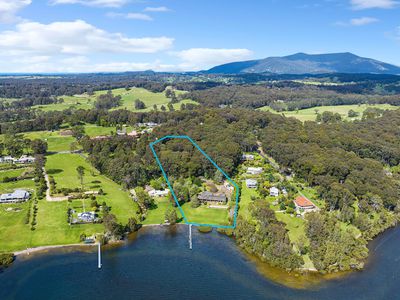 90 Old Highway, Narooma