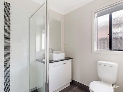 30 Jupiter Crescent, Cranbourne West