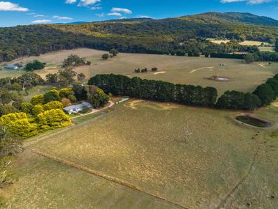 255 KERRIE ROAD, Kerrie