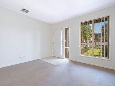 6 Reeves Crescent, Bonnyrigg