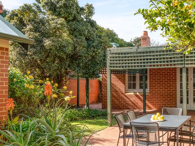 3 Kanimbla Road, Nedlands