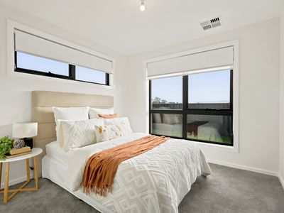 1 / 5 Thorne Avenue, Legana