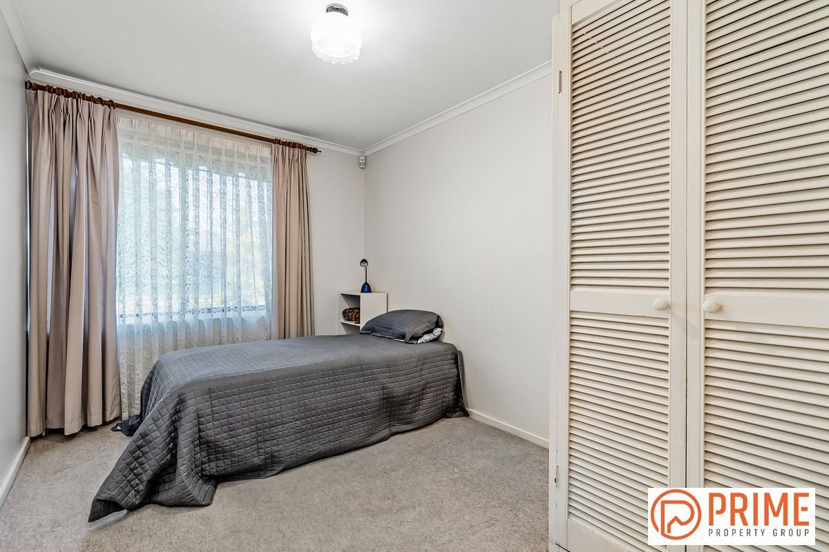14 Chapman Crescent, Redwood Park