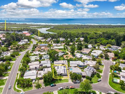 1 / 3 Boondoon Crescent, Ocean Shores