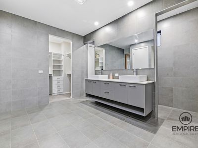 3 Pedro St, Clyde North