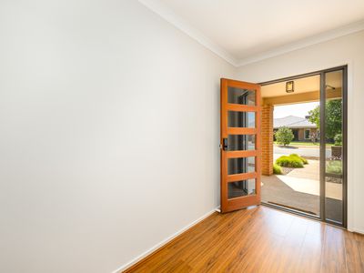 3 Killarney Crescent , Tatura