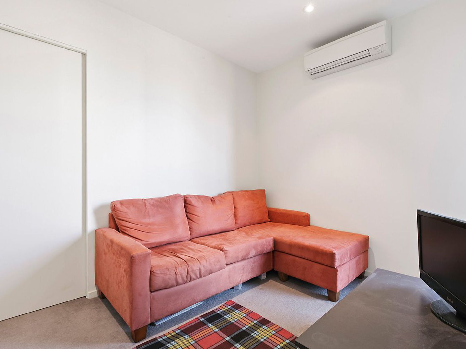 2403 / 380 Little Lonsdale Street, Melbourne Landmark Real Estate