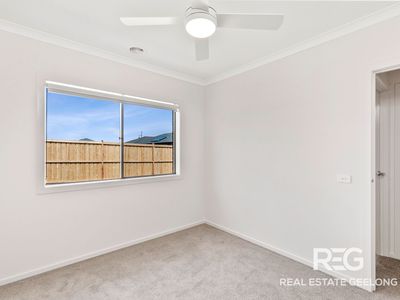 21 JACANA DRIVE, St Leonards