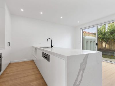 2D Alder Street, Langwarrin