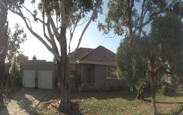 3 Fripp Cres, Beverly Hills