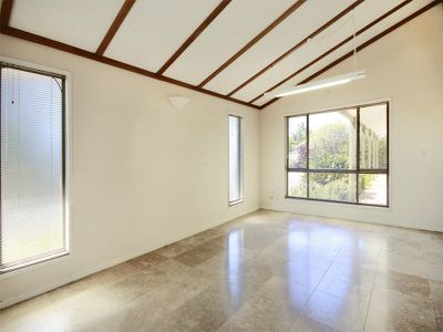 118 Ashmore Road, Benowa
