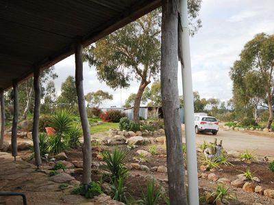 290 Masons Road, Eldorado
