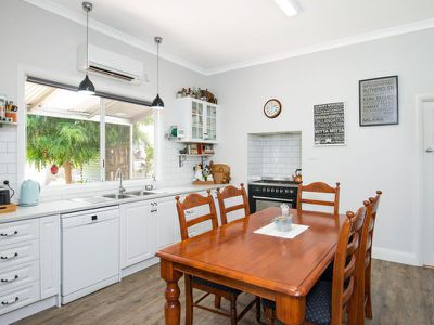 28 Addis Street, Lamington