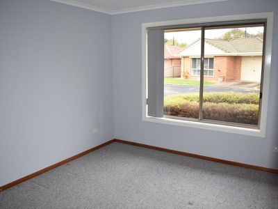 2 / 1 Fifth Street, Millicent