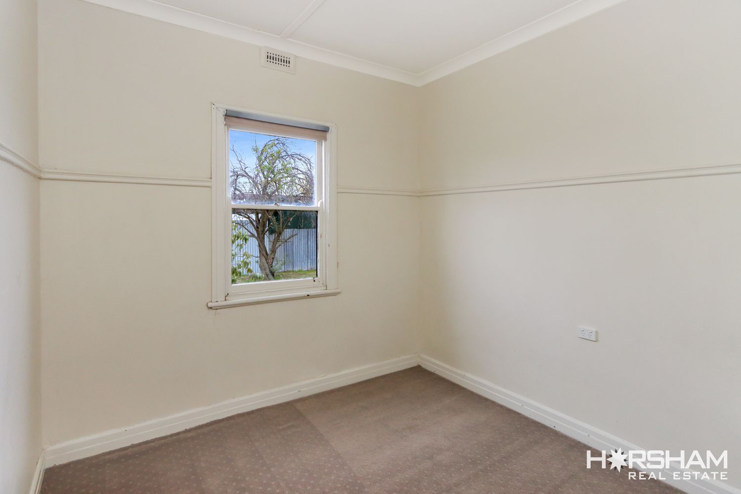 1 Don Street, Horsham