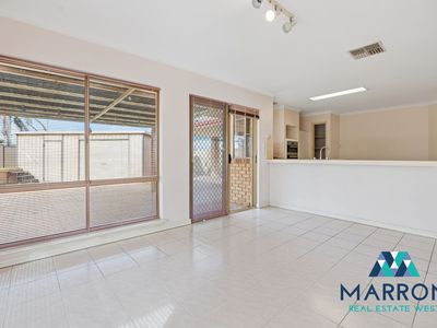 9 Cradle Close, Alexander Heights
