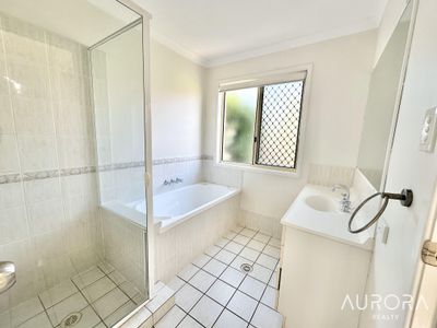 10 Lucy Court, Ormiston
