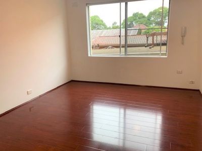 4 / 3 Rayner Street, Lilyfield