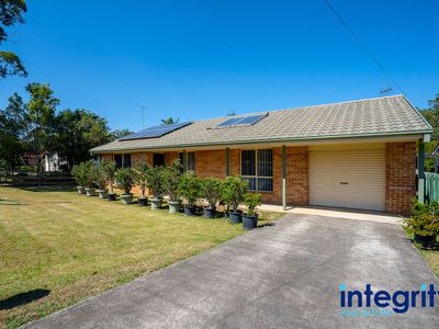 16 Yuroka Crescent, St Georges Basin