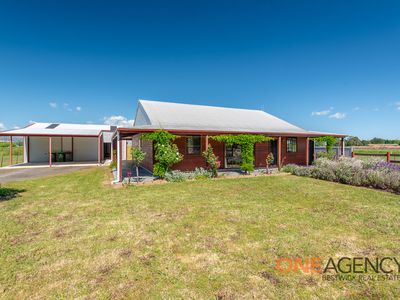 220 GILMOUR STREET, Kelso