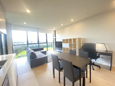 640 / 9 Maple Tree Road, Westmead