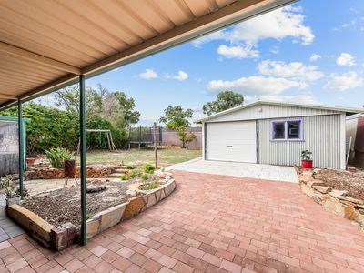 36 Waratah Drive, Camillo