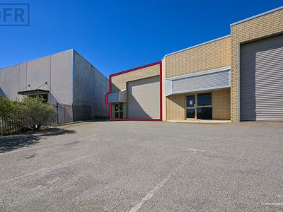 1 / 7 Geelong Court, Bibra Lake