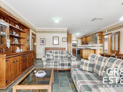 1 Dion Court, Narre Warren