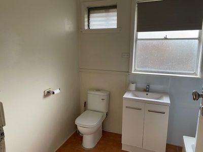 6 Snowden Street, Laverton