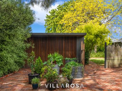33 Volum Street, Manifold Heights