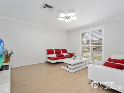 16 Barrington Court, Holsworthy