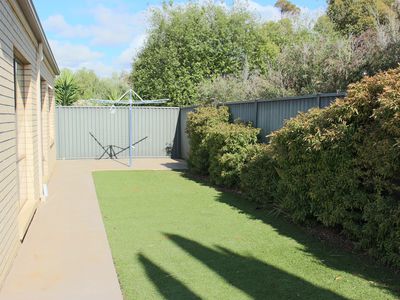 11 Grebe Court, Lara