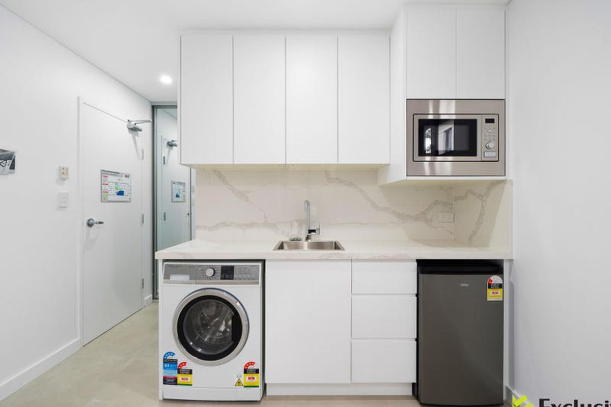 044 Henley Road, Homebush West